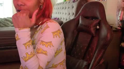 butterfly booty online show from 17, 10, 2025