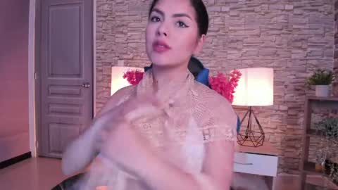 Lia Butterfly  online show from 14, 5, 2026