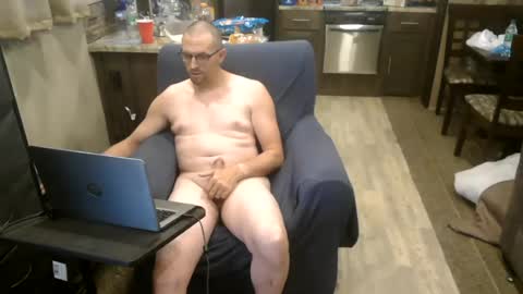 Snapshot of buttnaked4u1 chatting on 26, 7, 2026 buttnaked4u1 online show from 26, 7, 2026