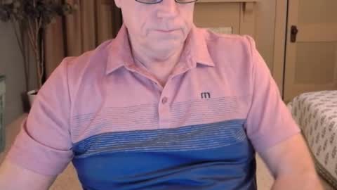 Snapshot of buttnakedfun954737 chatting on 19, 1, 2025 Miles online show from 19, 1, 2025