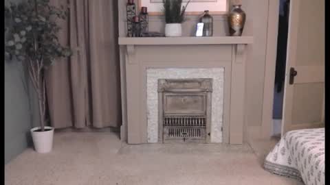 Snapshot of buttnakedfun954737 chatting on 8, 2, 2025 Miles online show from 8, 2, 2025