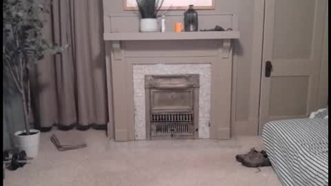 Snapshot of buttnakedfun954737 chatting on 20, 12, 2025 Miles online show from 20, 12, 2025