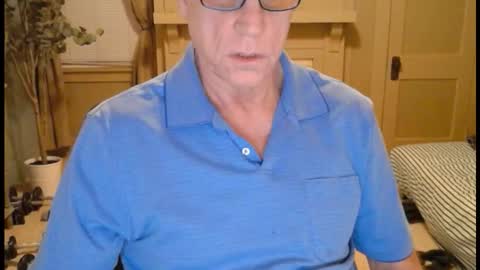 Snapshot of buttnakedfun954737 chatting on 6, 1, 2026 Miles online show from 6, 1, 2026