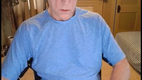 Snapshot of buttnakedfun954737 chatting on 12, 1, 2026 Miles online show from 12, 1, 2026