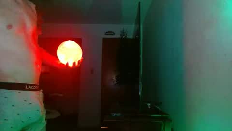 bwall1425 online show from 8, 2, 2025