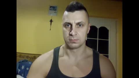 Snapshot of bzykacz1988 chatting on 1, 12, 2025 bzykacz1988 online show from 1, 12, 2025