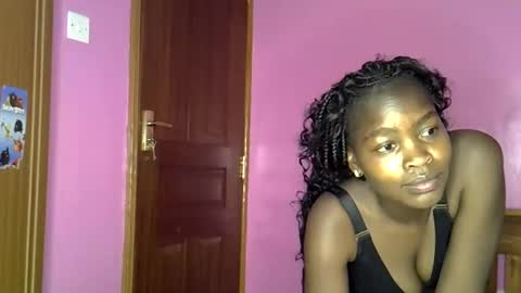 C--trish online show from 17, 9, 2025