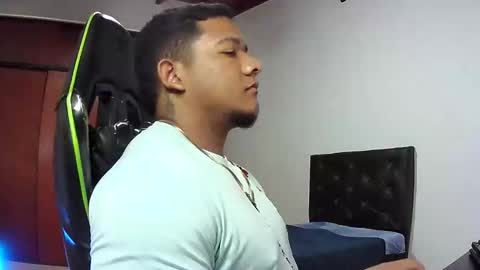 Snapshot of caballerozodi chatting on 7, 11, 2025 caballerozodi online show from 7, 11, 2025