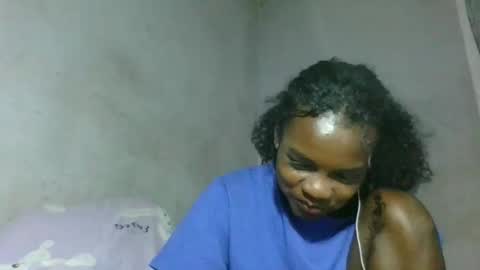 Snapshot of caella98 chatting on 18, 4, 2026 caella98 online show from 18, 4, 2026