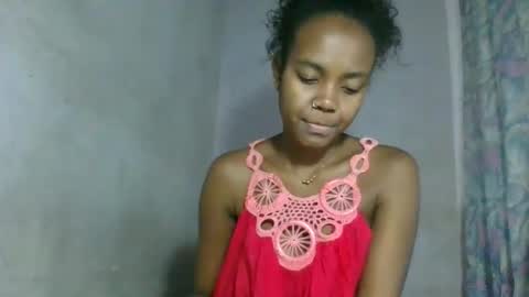Snapshot of caella98 chatting on 19, 4, 2026 caella98 online show from 19, 4, 2026