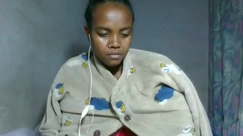 Snapshot of caella98 chatting on 21, 4, 2026 caella98 online show from 21, 4, 2026