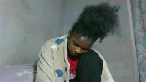 Snapshot of caella98 chatting on 9, 5, 2026 caella98 online show from 9, 5, 2026