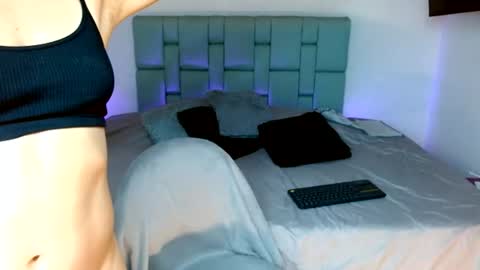 Cailyn Independent model online show from 25, 6, 2026