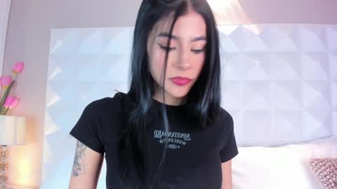 Snapshot of caitlyncouper chatting on 26, 12, 2024 Caitlyn online show from 26, 12, 2024