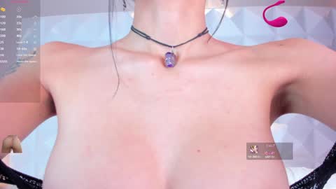 Snapshot of caitlyncouper chatting on 3, 1, 2025 Caitlyn online show from 3, 1, 2025