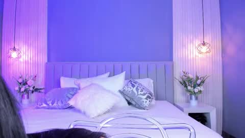 Snapshot of caitlyncouper chatting on 6, 10, 2025 Caitlyn online show from 6, 10, 2025