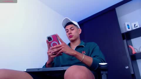 Snapshot of calavalerio chatting on 12, 2, 2025 Valerio online show from 12, 2, 2025