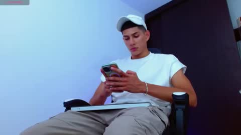 Snapshot of calavalerio chatting on 13, 2, 2025 Valerio online show from 13, 2, 2025