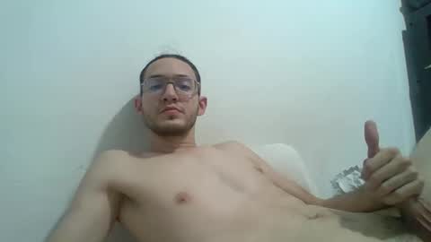 Snapshot of calenturalatina chatting on 11, 2, 2026 calenturalatina online show from 11, 2, 2026