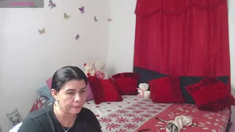 Snapshot of caliente_in_passion chatting on 12, 6, 2026 caliente_in_passion online show from 12, 6, 2026