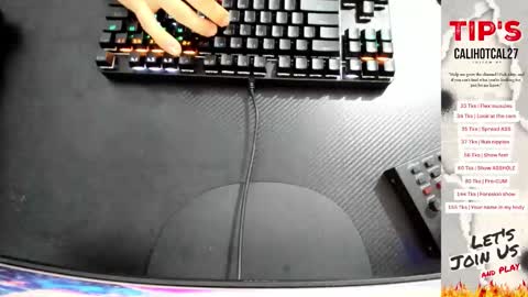 Snapshot of calihotcaliente27 chatting on 26, 9, 2025 calihotcaliente27 online show from 26, 9, 2025