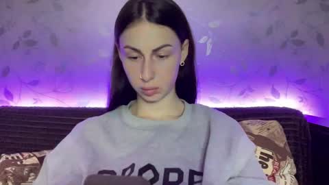 Anna online show from 2, 2, 2025