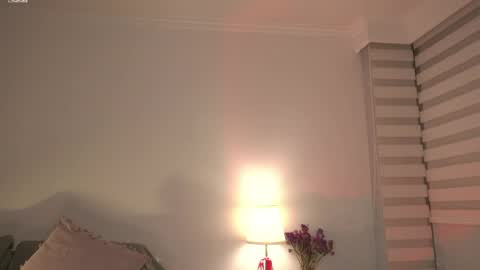 Snapshot of call_me_rosie chatting on 22, 4, 2026 online show from 22, 4, 2026