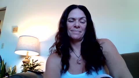 Calli online show from 12, 1, 2025