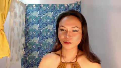 callme meya in asia online show from 8, 12, 2024