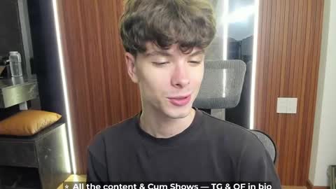 Hey I am Calvin  online show from 18, 4, 2026