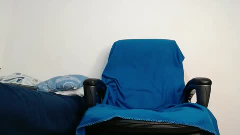 calvinhotlatino online show from 22, 11, 2025