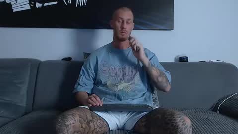 Calvin  online show from 3, 1, 2025