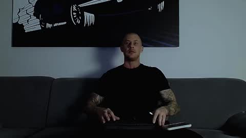 Calvin  online show from 19, 10, 2025