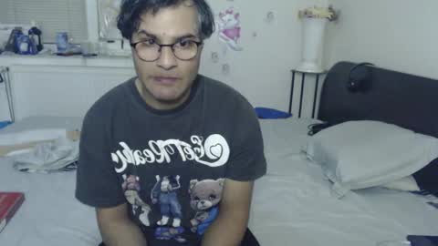 Calvinjohnlad online show from 16, 12, 2025