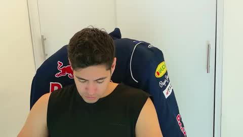 Snapshot of camara110 chatting on 2, 12, 2025 camara110 online show from 2, 12, 2025