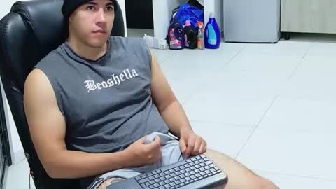 Snapshot of camara110 chatting on 20, 3, 2026 camara110 online show from 20, 3, 2026