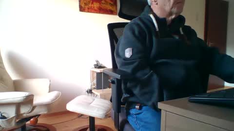 camcologne online show from 20, 12, 2024