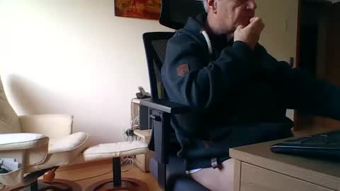 camcologne online show from 23, 12, 2024