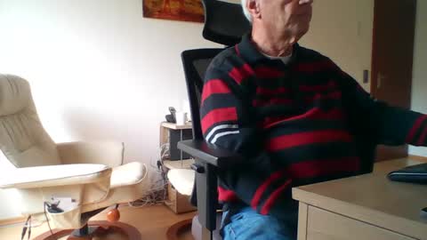 camcologne online show from 17, 12, 2025