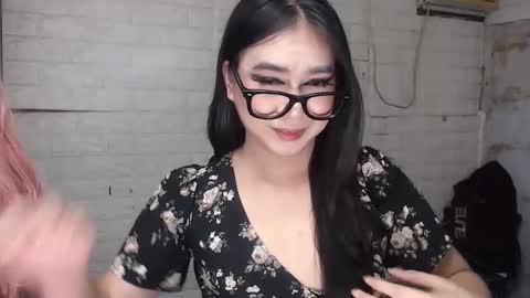 Snapshot of camela_star chatting on 8, 10, 2025 camela_star online show from 8, 10, 2025