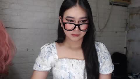 Snapshot of camela_star chatting on 4, 11, 2025 camela_star online show from 4, 11, 2025