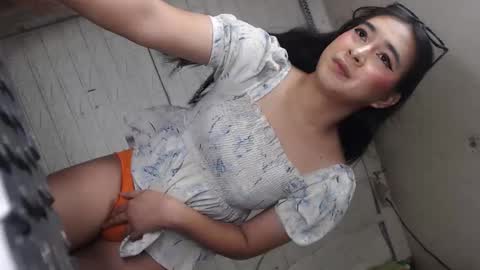 Snapshot of camela_star chatting on 13, 11, 2025 camela_star online show from 13, 11, 2025