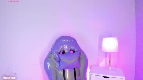 Camelia Smith online show from 3, 2, 2026