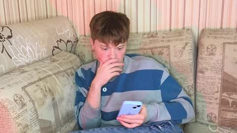 Snapshot of cameron_crowly chatting on 28, 1, 2025 Cameron online show from 28, 1, 2025