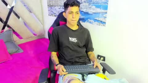 Snapshot of cameron_lux4 chatting on 2, 7, 2026 CAMERON online show from 2, 7, 2026