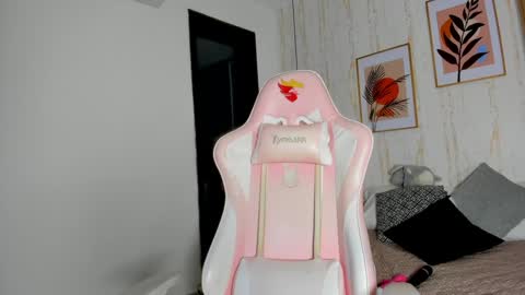 Cameron  online show from 16, 1, 2025