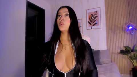 Cameron  online show from 12, 9, 2025