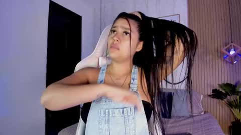 Cameron  online show from 13, 10, 2025