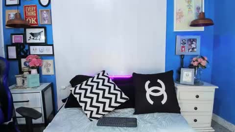 --- Cameron --- online show from 8, 11, 2025