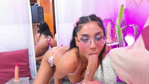 Camila online show from 28, 2, 2026